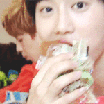 [EXO] 김준면ㅋㅋㅋ<b>모범적</b>인식성