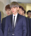 [백현] 백현아 너무 <b>감동</b> ㅠㅠ