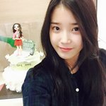 아이유를 더 사랑스럽게 하는 평소 셀카들