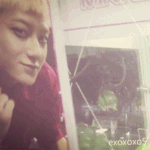 [EXO] <b>입술</b> 내밀고 들어와봐 ㄹㅇ설렘