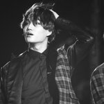 [EXO] 종인이 이거 언제적인데 섹시하냐