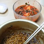 [EXO] 얘들아 라면 끓여<b>먹자</b>