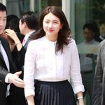 <b>행사장</b>을 흔들어버린 수지의 압도적인 존재감