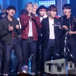 1위<b>공약</b>으로 무대에서 립스틱 바르는 방탄소년단