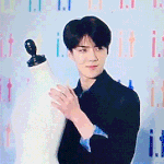 [EXO] <b>오센</b>마네킹만지는것봐ㅋㅋㅋㅋ