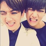 [방탄소년단] 백현톡에서 왔어..1위축하해!!!!