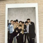 [EXO] ㅅㅂ 언니가 포스터랑 앨범찢어버리려고가위들고 