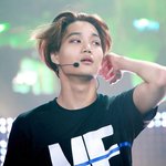 [EXO] 종인이짤이나사진좀<b>뿌리</b>도