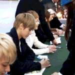 [EXO] 선거유세하는 <b>민서</b>기ㅋㅋ