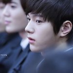 <b>보석</b>같은 눈동자의 男 아이돌