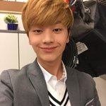 육성재 셀카 모음ㅋㅋ