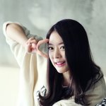 따라 웃게 만드는 달샤벳 <b>아영</b>의 밝은 표정