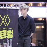 [EXO] 순간 내 눈을 <b>의심</b>했다