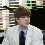 [EXO] 너넨 남자 유니폼뭐가좋음???