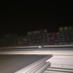 <b>윗층</b>에서 밖에 화분 수십개를 내놨어요(그 후)