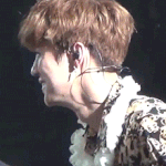 [EXO] 야 턱<b>성형</b> 어떻게하면 이렇게됨?