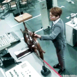 [EXO] 민석이 <b>핸들</b> 돌리는거봐ㅋㅋ