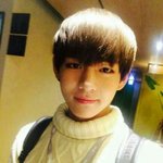 <b>여러여자</b> 설레게 하는 방탄 뷔 셀카