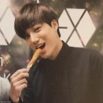 [카이] <b>새우</b>튀김 먹는 카이두 있다