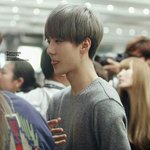 [EXO] 오늘<b>체육</b>대회했는데