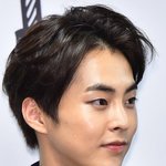 [EXO] 민석이 흑발하니까 강한<b>남성</b>같애..
