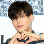 [EXO] 애들 살뒤룩뒤룩찌고 <b>수염</b>도안깎고 관리안하냐?