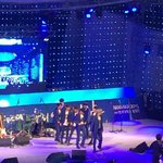 [EXO] 애들 무대<b>첫</b><b>사진</b>이다