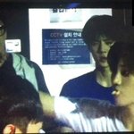 [카이] 카이야.... <b>과자</b>를 이리 씹덕터지게 