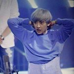 [EXO] 찬열이 무지개<b>빤쓰</b> 디게좋아하네