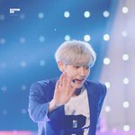 [EXO] 애들 <b>파란</b>수트 입을 때마다 사진 너무 이쁘다