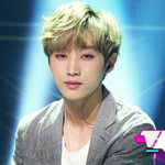 [모든<b>팬덤</b>] 얘는 눈빛이 좀 이상해.