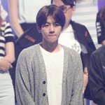 [백현] 진짜<b>미모</b>어쩔