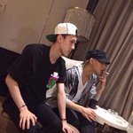 [EXO] 담배 계속 <b>피자</b>!