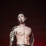 [EXO] <b>최민호</b> 근육봐라 
