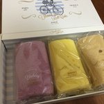 파리바게뜨 <b>정성</b>담은롤 삼색 롤케이크 샀어요~