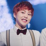 웃을때 입<b>동굴</b> 생기는 아이돌