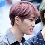 요즘 너무 행복해 보이는 <b>온유</b>