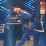 [EXO] 만약에 엑셀인애가 다른가수응원하는데