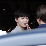 [EXO] 얘들아 나 고민좀 들어주라ㅠㅠㅠ