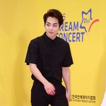 [EXO] 방금 뜬 시우민 쩌는 <b>전신</b>사진 ㅋㅋ