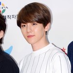 [백현] [<b>TD포토</b>] 엑소 백현 '메이크업에 힘을 빼도 훈훈해