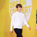 [백현] 엑소 백현 '드림콘서트 뒤집어놓으러 <b>가요</b>~
