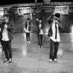 [EXO] 나 <b>자정</b>에 으르렁 뮤비 나왔을때