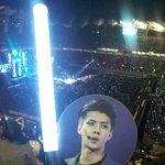 [EXO] 나 드콘때 경광봉 흔들었는데