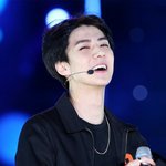 [EXO] 어제 팸콘에서 도라에몽같은 사람있었음