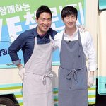 앞치마도 잘 어울리는 이제훈