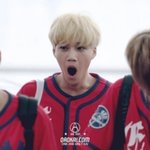 [EXO]  코 진짜 <b>존</b><b>못</b>이지??ㅠ