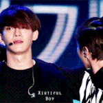 [EXO] 섹시하다~~~~ <b>호우</b>! 훠!
