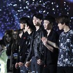 [EXO] 이거 먼가 웃겨ㅋㅋㅋㅋㅋㅋ