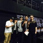 [EXO] 오늘자 연극보러간 오세훈과 지인.<b>jpg</b>